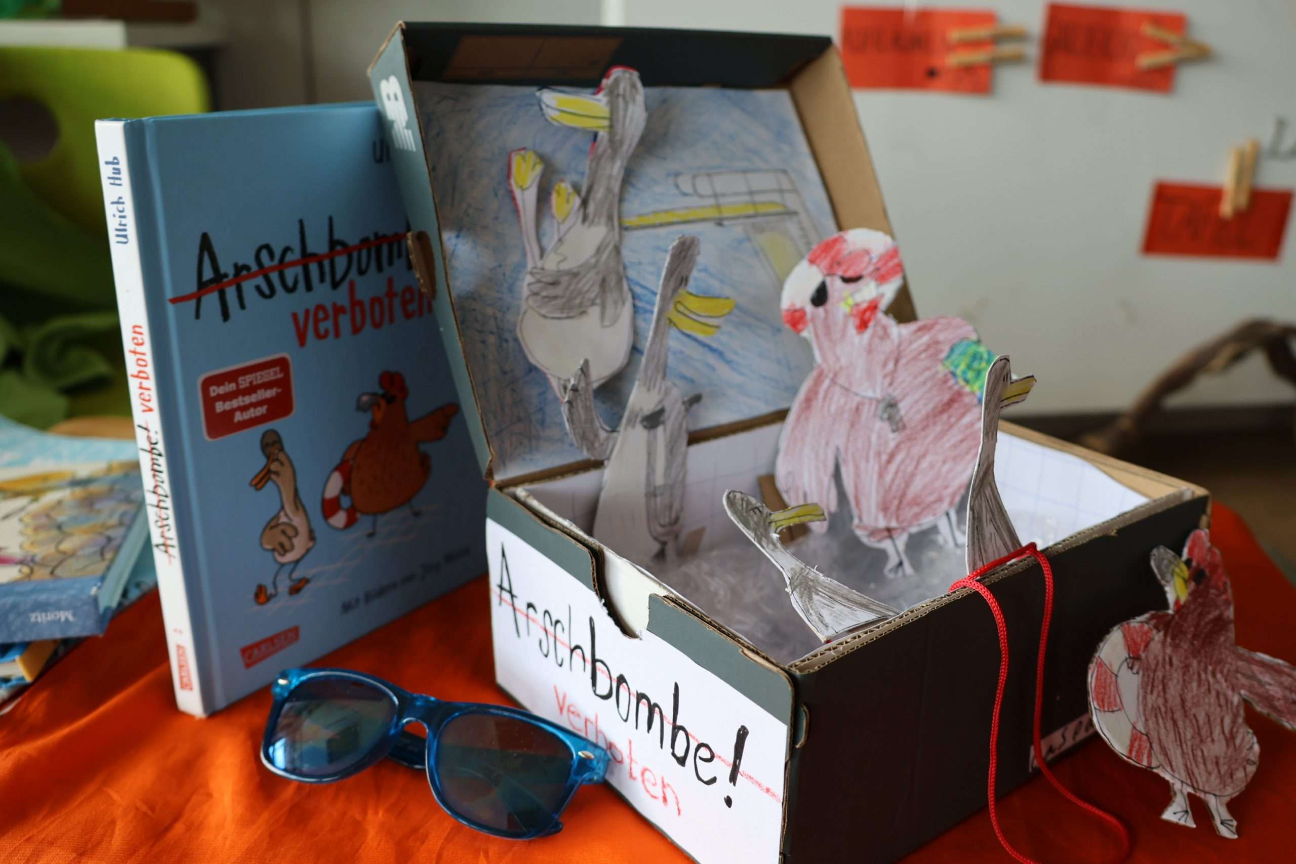 Verschiedene Lesekisten Der 2b Zur Buchvorstellung Wilhelm Hauff Verschiedene Lesekisten Der 2b Zur Buchvorstellung Wilhelm Hauff